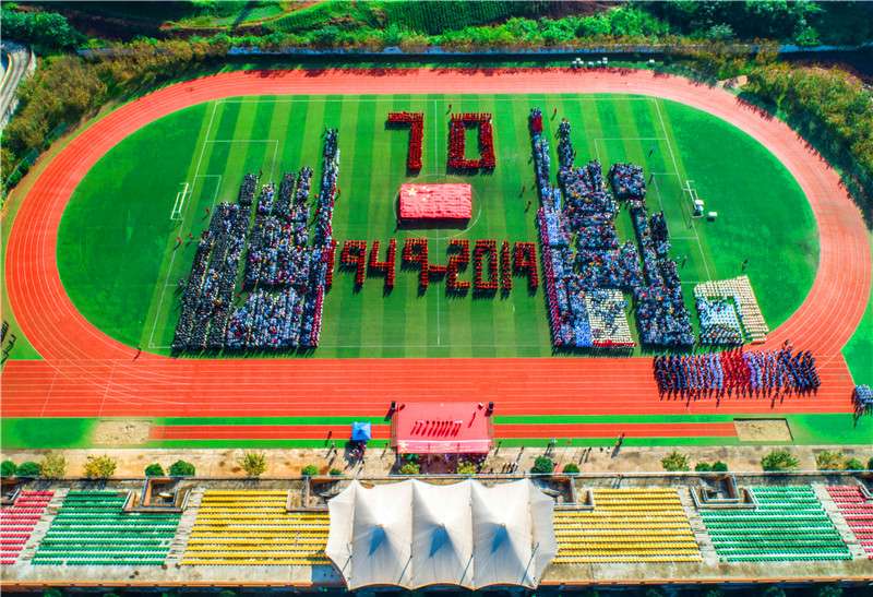 ����70����cף���