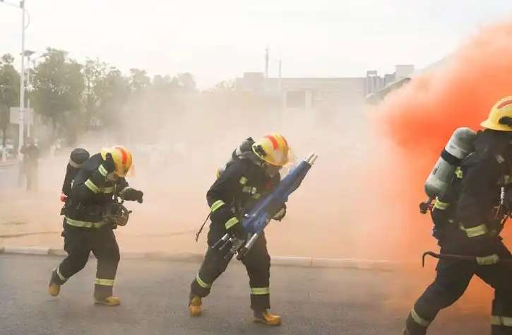 �Ĵ��ɶ������WУ����