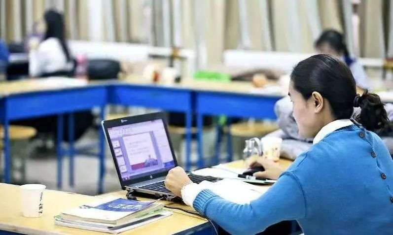 �����I(y��)�����C�� ���ǽ����ӏ�У�����