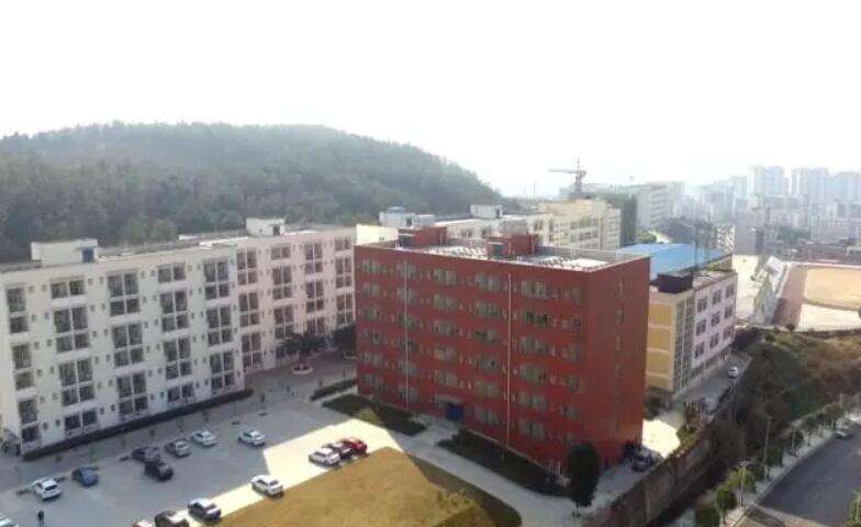 �d��������I(y��)���g(sh��)�W(xu��)У2022����������