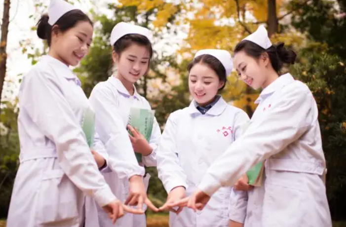 �����t�WԺ�����tԺ�oʿ�WУ2022����������