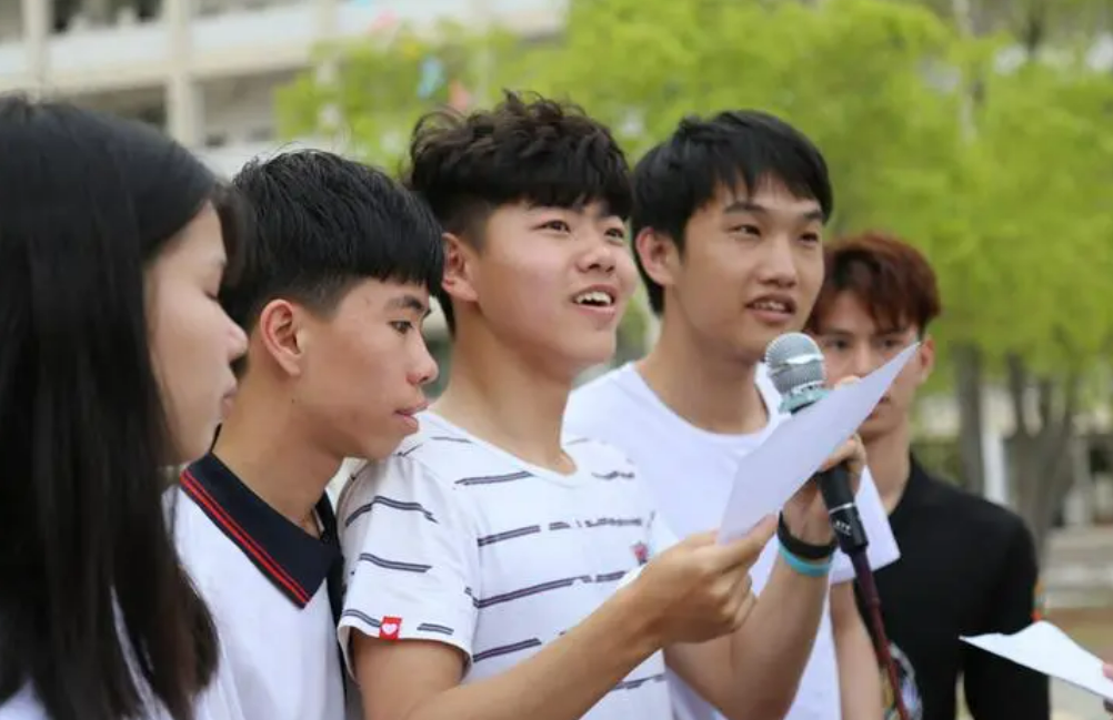 ���e�Д��݅^����I���g�WУ2022����������