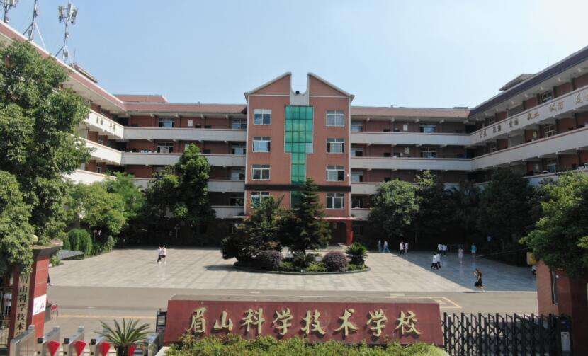 üɽ�ƌW���g�WУ2022����������