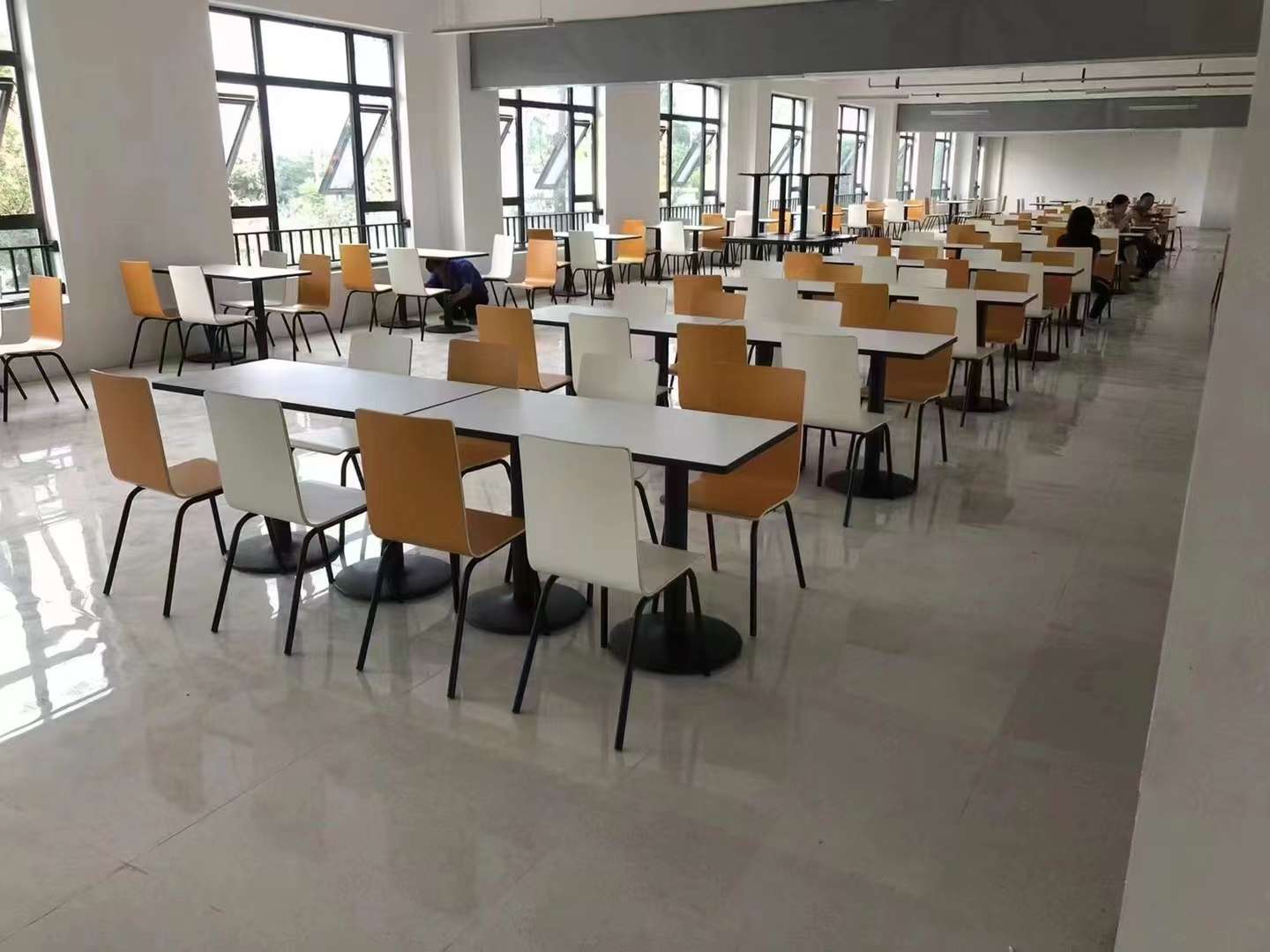 �Ĵ��dꖸ߼������WУ�ɶ�У�^�Ͳͭh��