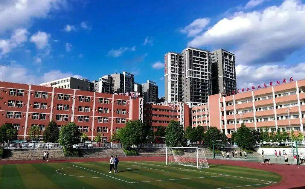 �VԪ���n�����WУ2022����������