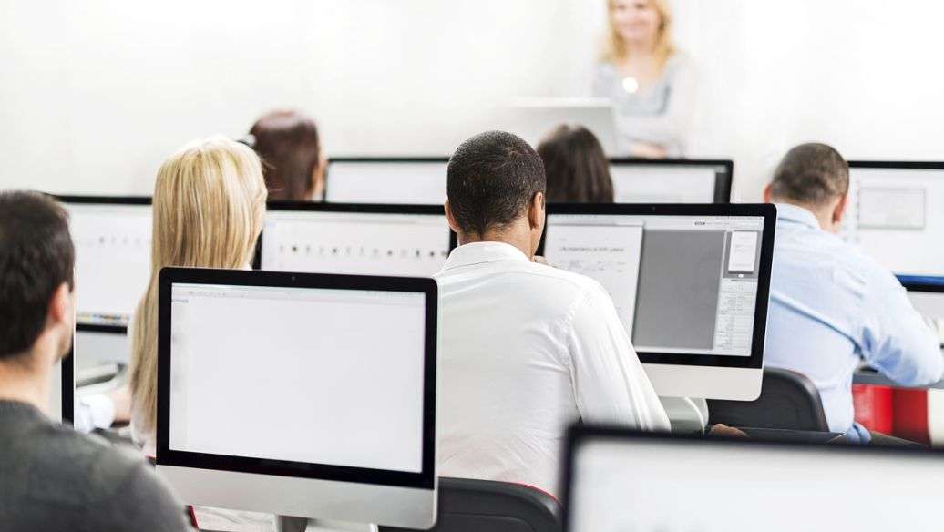 �Ĵ��Ќ��WУ���]