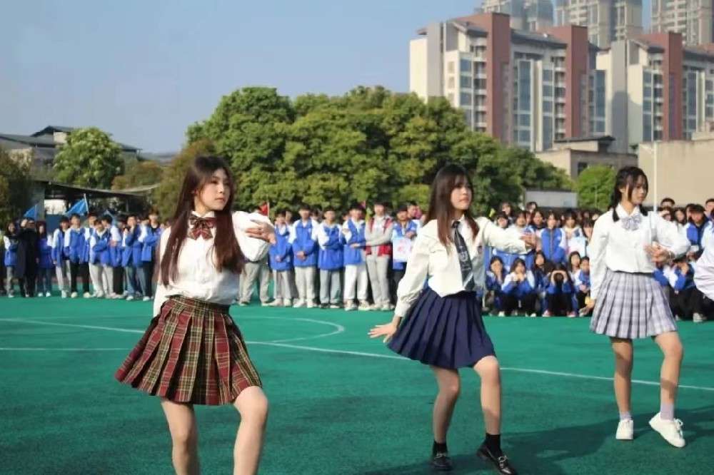 �ɶ��¸߼����W(xu��)У2024��������(ji��n)��