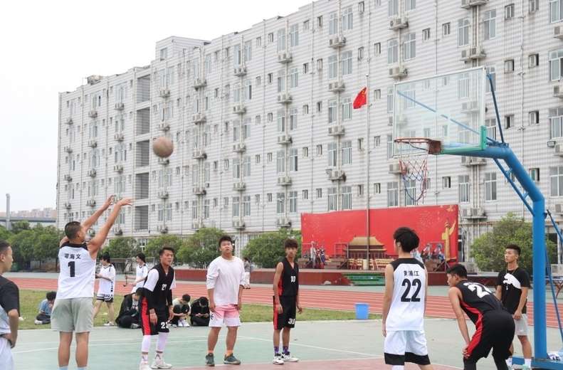 �ɶ���Ϣ���g�WУ�����l����