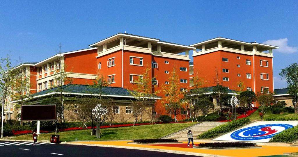 �Ĵ����tˎ�ߵȌ��ƌWУ������ô�����֔������٣�