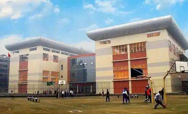 �ɶ��w���WԺ�����w���\�ӌWУ2026����������