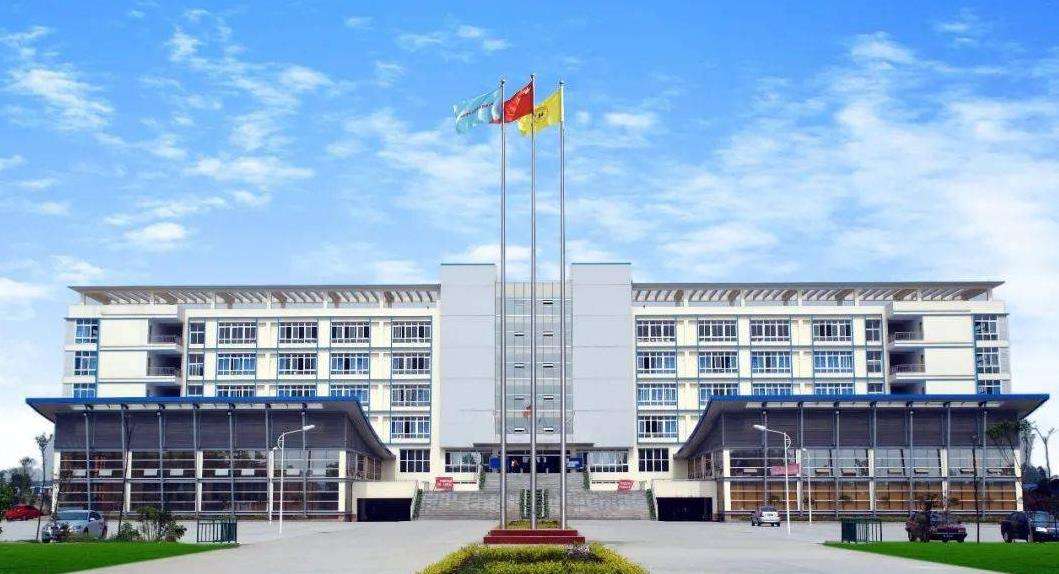 �Ĵ�ʡ�d�����I�Ќ��WУ2026����������