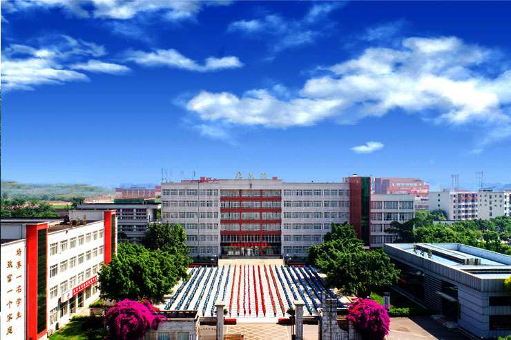 ��ɽ�лݵ¾C�ϸ߼��ЌW2026����������