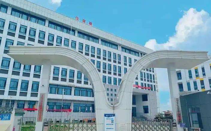 �Ĵ���Ӣ�t�B�Ƽ������WУ2026����������