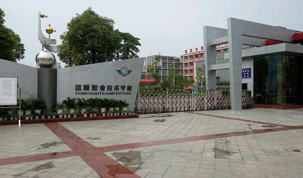 ����I(y��)���g(sh��)�W(xu��)У2025������Щ���I(y��)