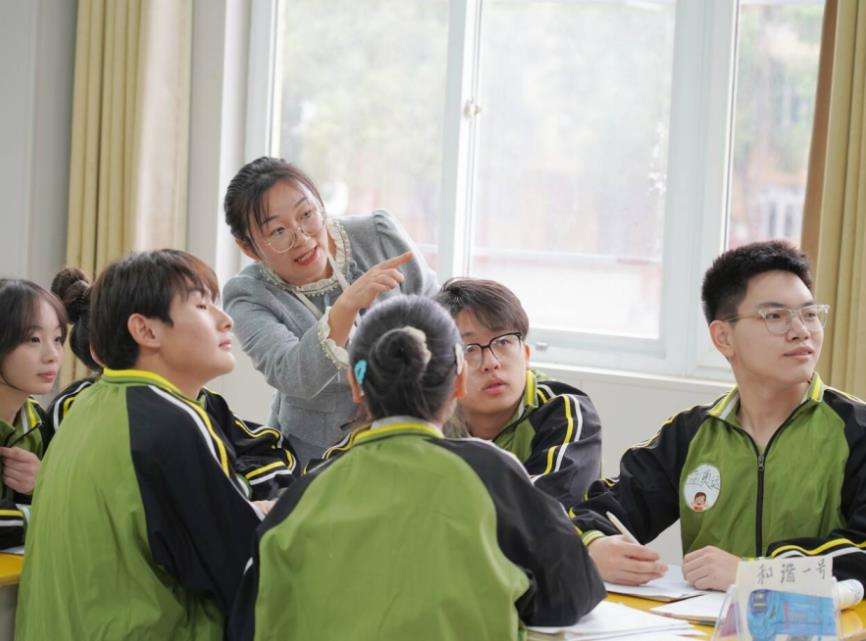 173���������u���Ƶı������