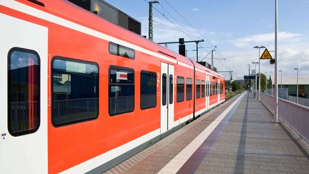 �Ĵ��d�Ƴ��н�ͨ�߼������WУ����܉����ͨ���I����