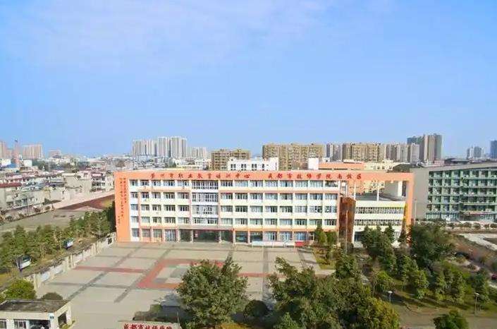 �Ĵ�ʡ�������I�Ќ��WУ2026����������