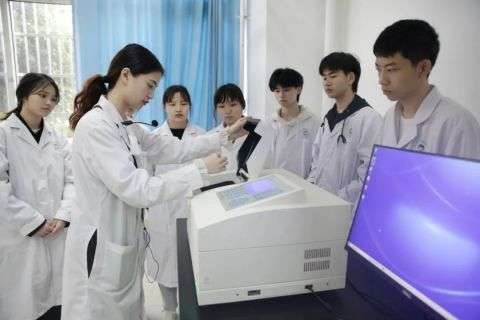 �ɶ����tˎ��W�����tԺᘾČWУ��ˎ��ˎ���I��ô�ӣ�