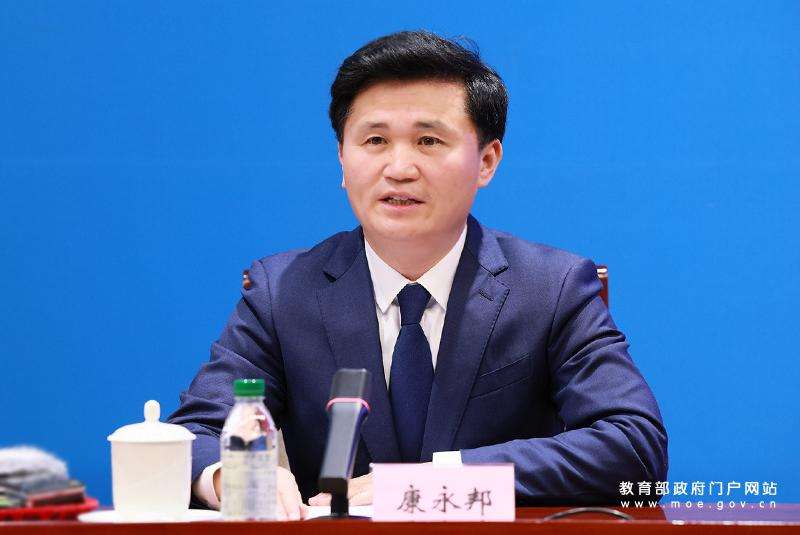 �������l�����۽��W���������� �ɶ��@��С�W�ԡ�������һ���������