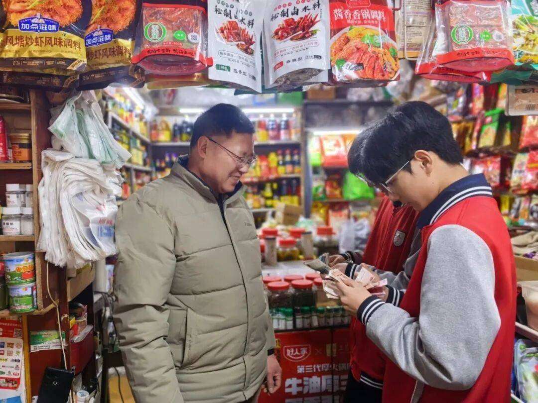 �ɶ�ů��һĻ���\���C�ϸ��ЌW���ü����Ą���ů10����ͥ