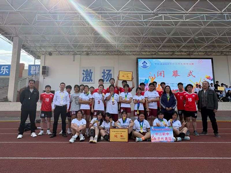 �ഺ�w�P ِ�����������н��ЌW��������ڿhِ��ժ���Z�y