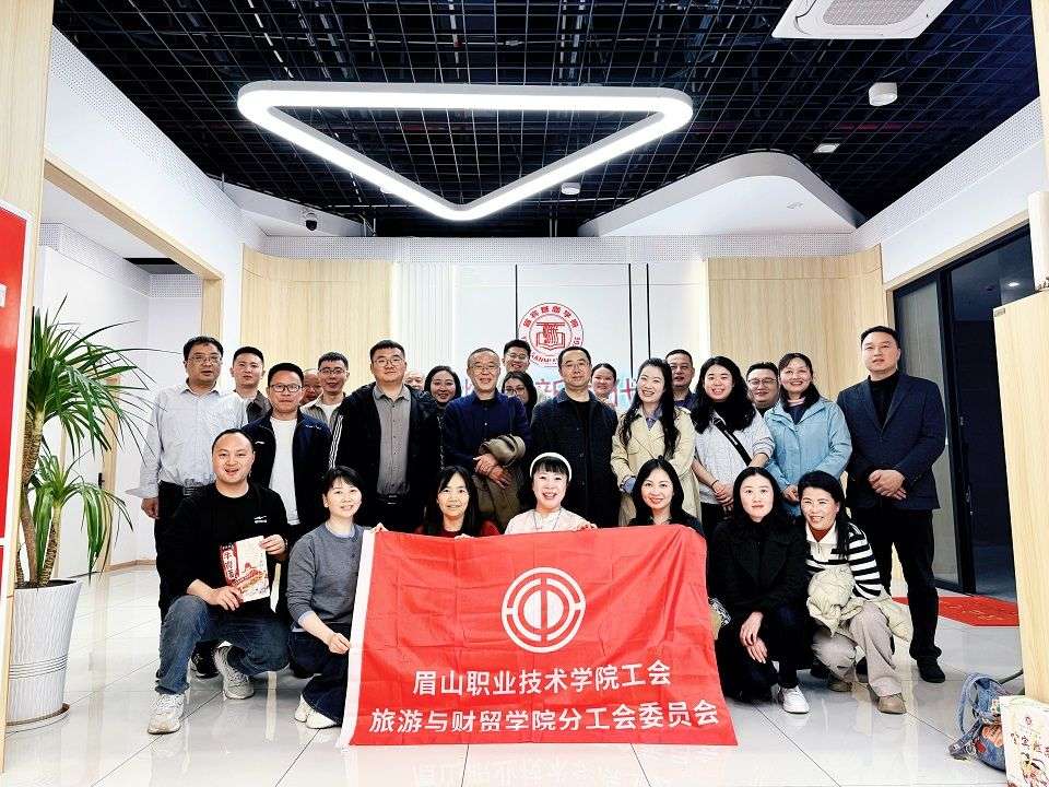 �a���ںϡ�����ͬ�У�üɽ�I���g�WԺ�����e�{�����˲����B