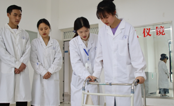 ���ͱ������I