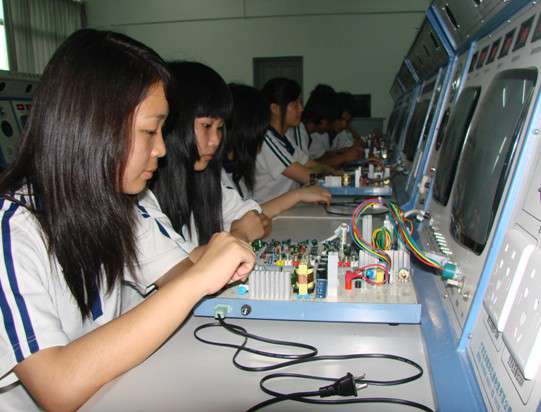 ��Ӽ��g����