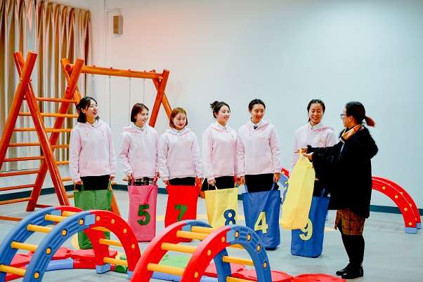 �Ĵ���������WУ�Wǰ��������ͨ�