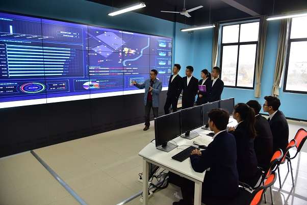 �Ĵ���(j��ng)��(j��)����W(xu��)УӋ(j��)��C(j��)��(y��ng)�Ì��I(y��)