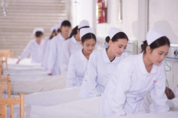 ��֦���lУ�o�팣�I