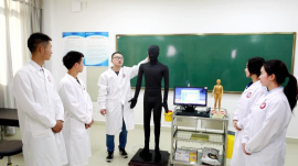 ���t�B���������I