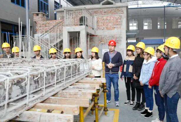 �������̹��팣�I