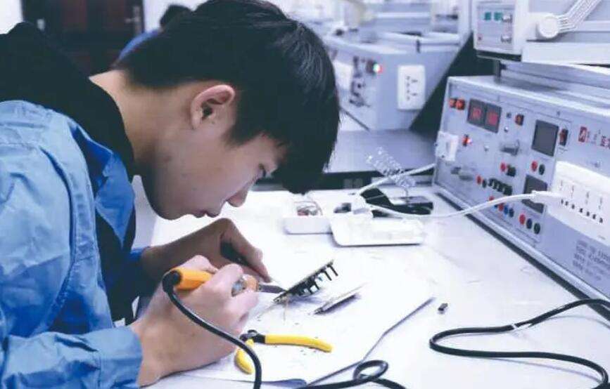 ��Ӽ��g���Ì��I