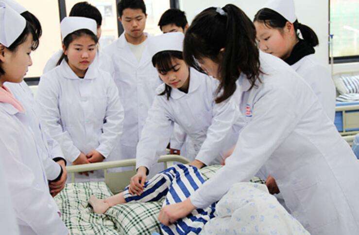 �����˷����c����