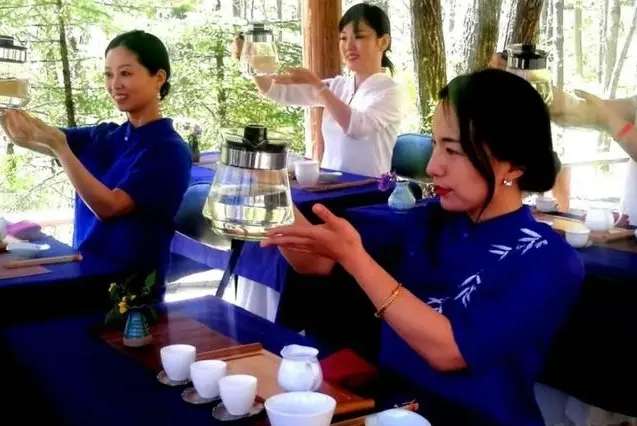 ���B���e���η��Ռ��I