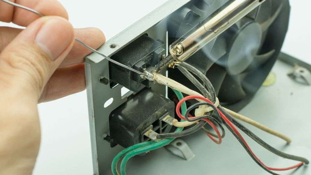 ��������(y��ng)���c�S�ތ��I(y��)