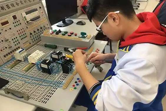 �C늼��g����