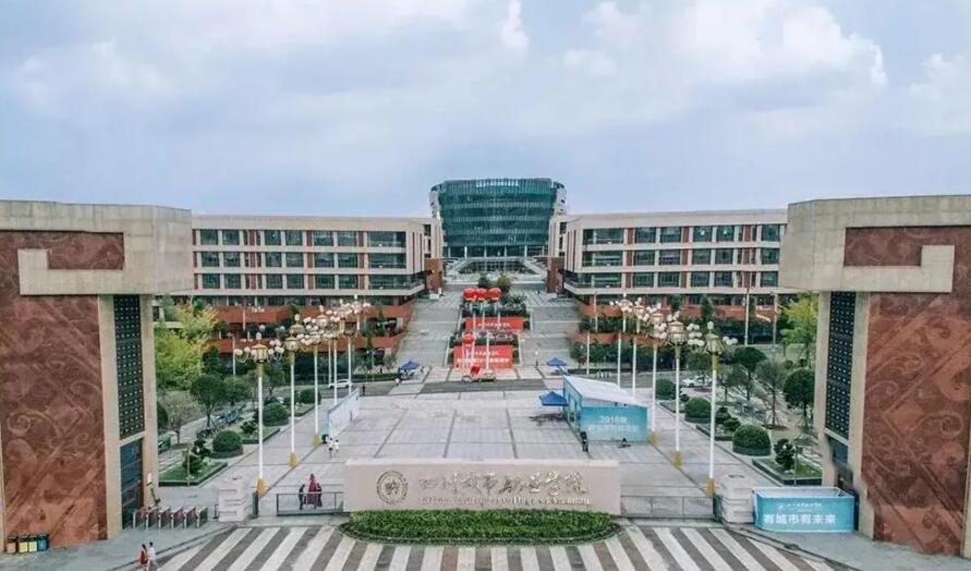 �������͘I�����MУ�@��������M�Ĵ������I�WԺ