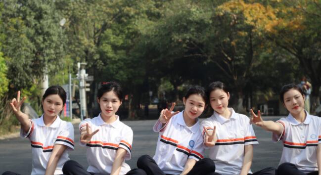 �ɶ��A���t(y��)ˎ�l(w��i)���W(xu��)У2022����������