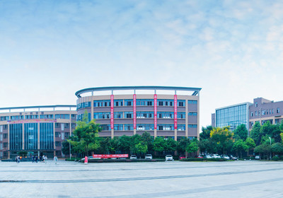 �ɶ���ۯ���^(q��)�ѐ��I(y��)���g(sh��)�W(xu��)У2022��������(ji��n)��