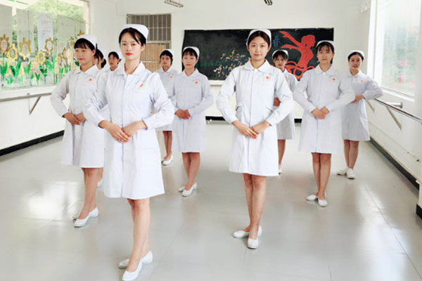 �Ĵ����l(w��i)���W(xu��)У2022��������(ji��n)��